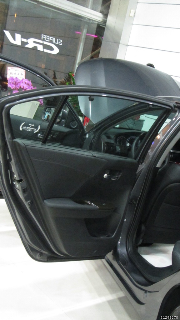 Accord 9賞車心得／Accord 8 對照組 / 同級各車未來式比較（後續增補路徑）