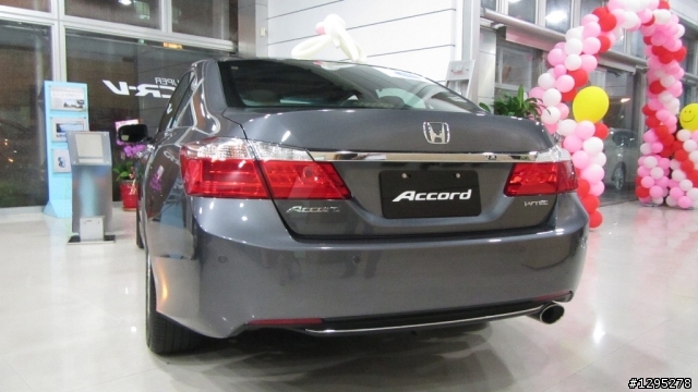 Accord 9賞車心得／Accord 8 對照組 / 同級各車未來式比較（後續增補路徑）