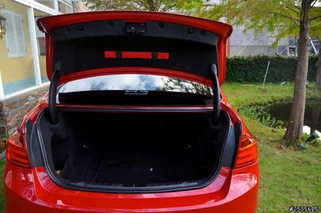 我的小三BMW320i