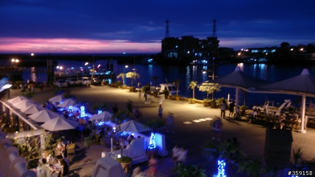 SONY Z 夏夜的漁人碼頭