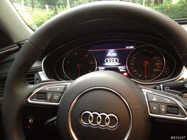 第一次小開箱一下，老爸的禮物....A6 2.0TDI (代父開箱)~
