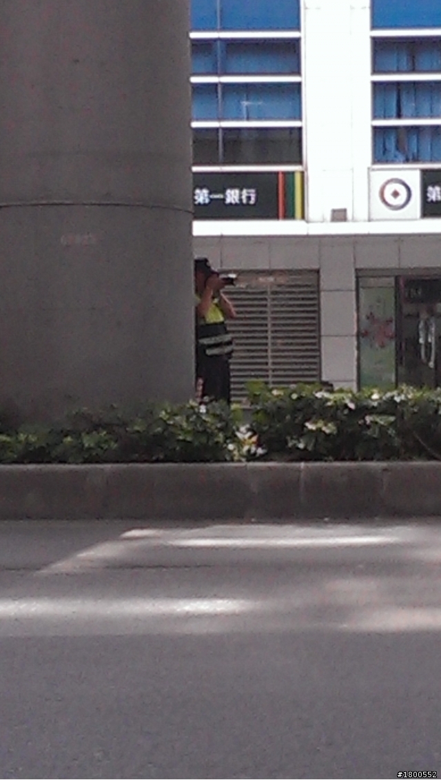 最近警察又缺業績了
