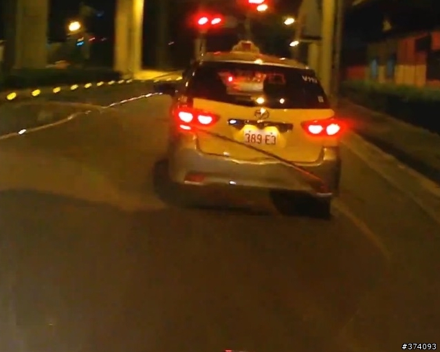 我也遇到惡意貼近同車道危險超車