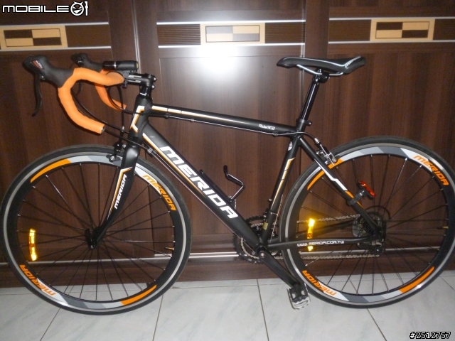 [開箱文]有點不專業 第一台公路車