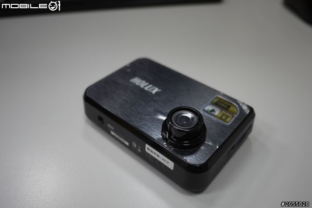 [開箱] Holux GVR-2100 G1 行車紀錄器