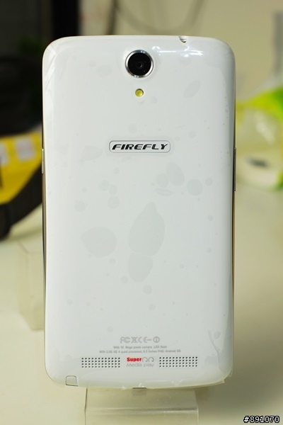螢火蟲V65完整開箱(圖多:含細節、實拍、截圖)