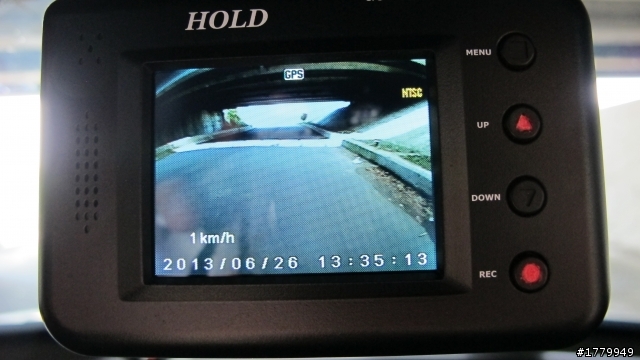 雙鏡頭行車紀錄器HOLD TVR200開箱+安裝+測試分享