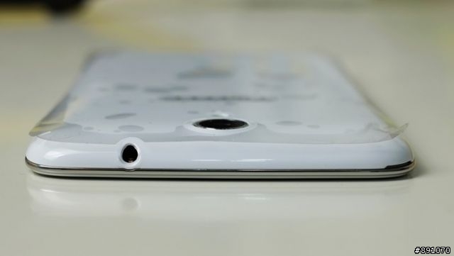 螢火蟲V65完整開箱(圖多:含細節、實拍、截圖)