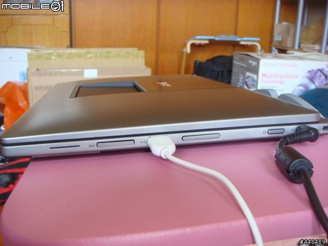 [簡易開箱] 變形筆電ACER R7-571G + mSata SSD安裝教學