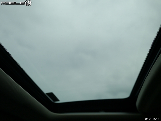 遲到兩週 SCRV Vtis特仕車雲朵白簡易開箱