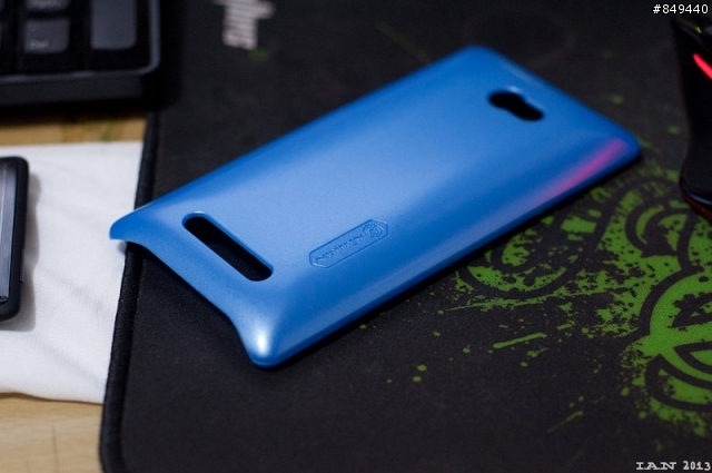 Windows Phone 8X by hTC - C620e Black Unboxing