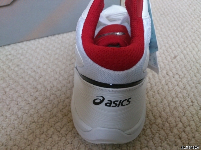 (開箱) Asics 籃球鞋-TBF699