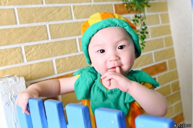 兒子滿周歲所拍的沙龍照