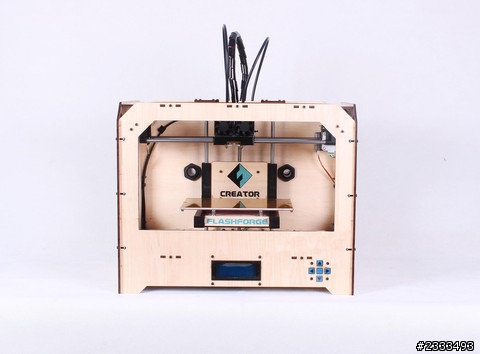 各位先進想請教"閃鑄科技3d printer CREATOR I"這台的評價如何??