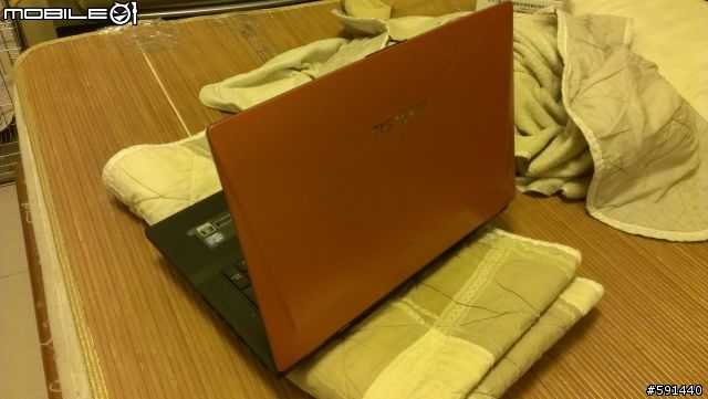 GIGABYTE P2742G簡單開箱文