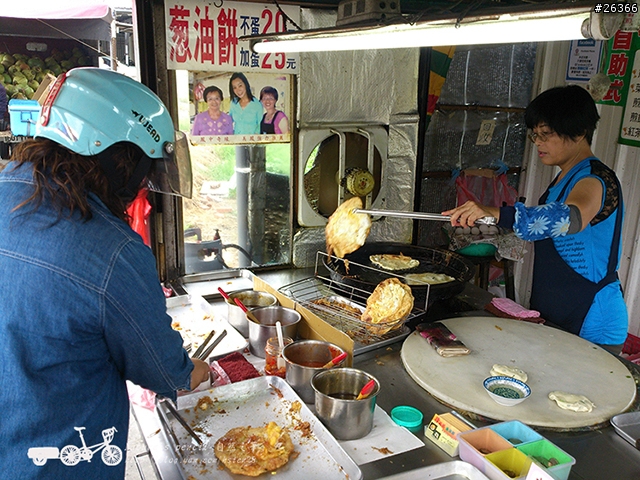 【一個人的旅行】兩鐵台東之旅 bike friday〔伯朗大道、阿智農場、台東熱氣球、鹿野高台、龍田自行車、知本溫泉、卑南豬血湯、徐媽媽蔥油餅〕