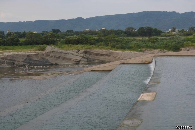 新竹縣舊 "中正大橋" 到底何時通車 ?