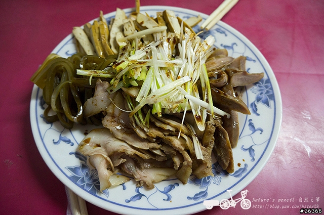 【一個人的旅行】兩鐵台東之旅 bike friday〔伯朗大道、阿智農場、台東熱氣球、鹿野高台、龍田自行車、知本溫泉、卑南豬血湯、徐媽媽蔥油餅〕