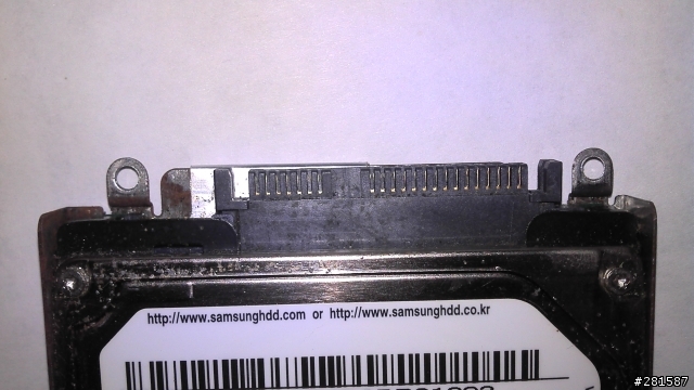 請教各位前輩，這種SATA port的名稱是什麼?