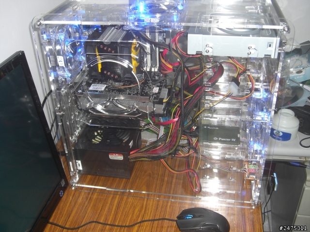 開箱文 I7 3770+HD7870+LG D2342P-PN+壓克力全透明機殼
