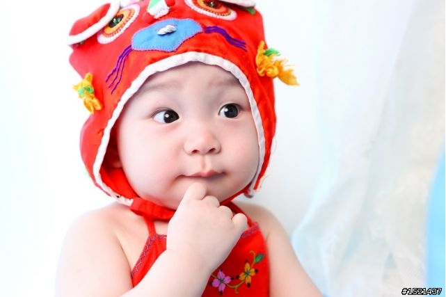 兒子滿周歲所拍的沙龍照
