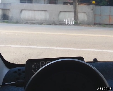 Peugeot 107的行車好搭檔…HUD
