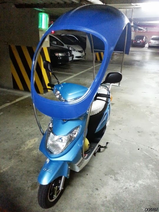 電動車遮雨棚