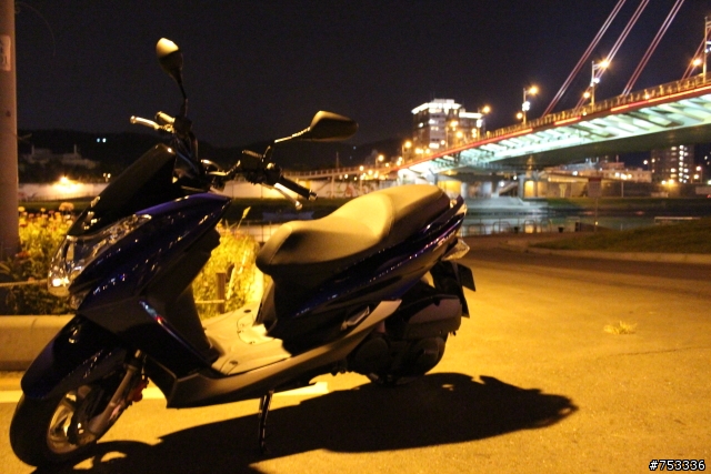 [開箱] 訓車中疑問 （更新） 深藍灰 S-MAX 155CC 與 RACING 150CC FOREVER 比較心得