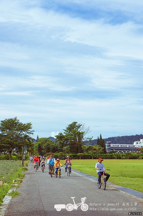 【一個人的旅行】兩鐵台東之旅 bike friday〔伯朗大道、阿智農場、台東熱氣球、鹿野高台、龍田自行車、知本溫泉、卑南豬血湯、徐媽媽蔥油餅〕