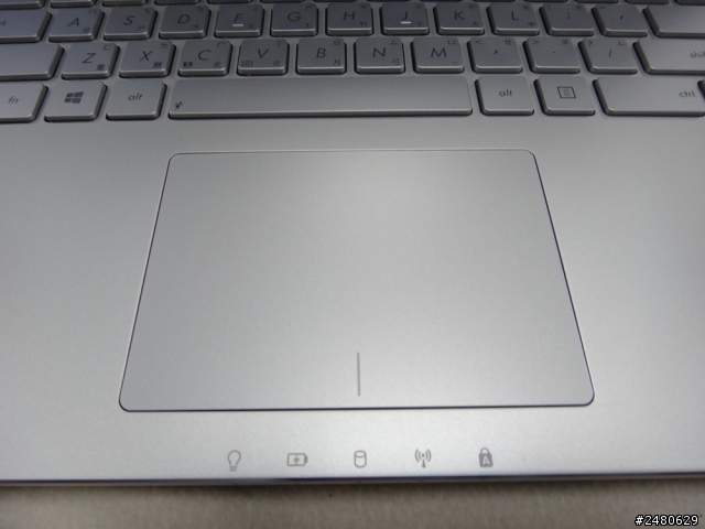 買筆電還有專屬重低音音響~~~ ASUS N550新鮮開箱