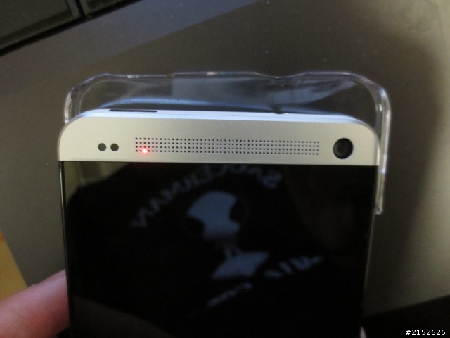 htc one 喇叭紅中? (抱歉我白目還請見諒,此機沒問題)