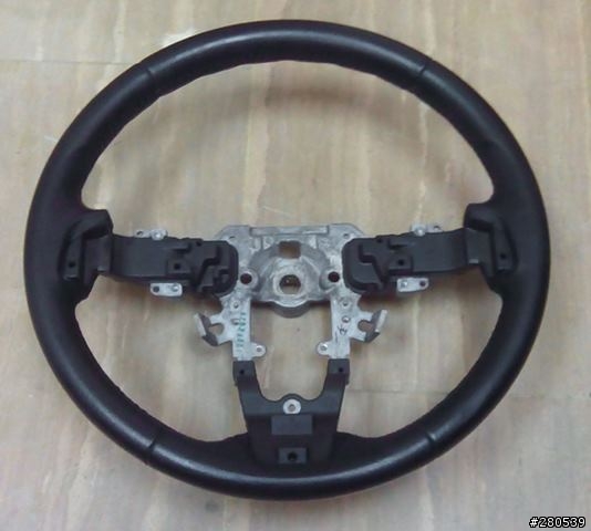 New mazda3 日行燈 + 手工縫製打孔真皮方向盤