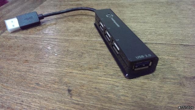 【開箱】Tek Republic TUH-200 USB 3.0 + 2.0 4埠集線器