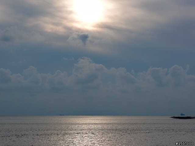 來去吹海風看日落...大肚溪出海口!