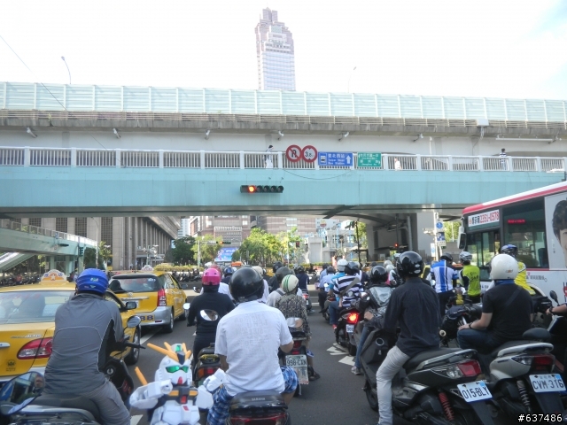 鋼彈菜籃車的宜蘭東澳一日遊