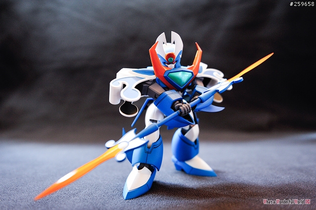 MegaHouse 無敵火王入手了！(102.8.12 無敵水王入手續貼)