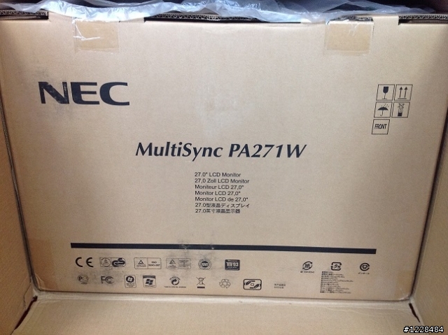 [奈米級開箱] 颱風天的NEC PA271W