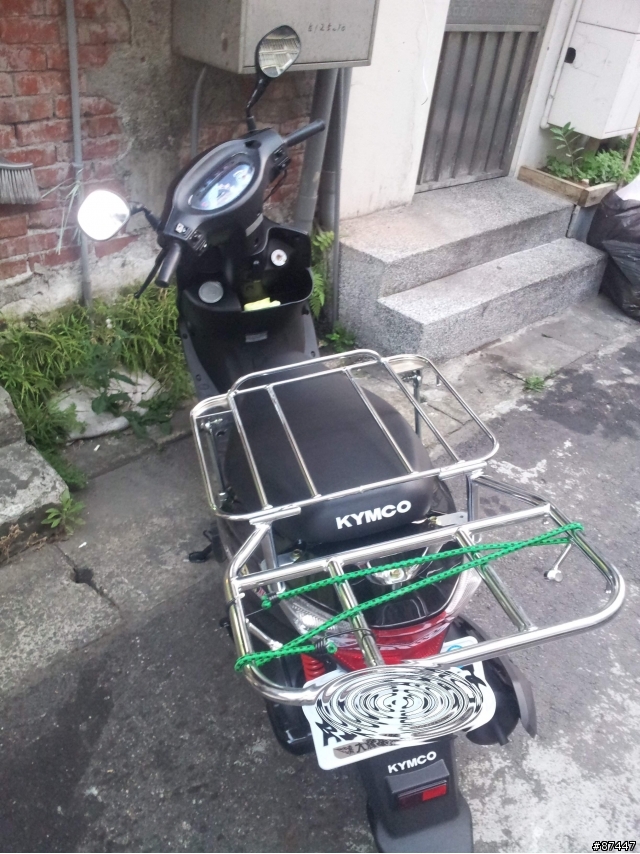 強大的自商兩用車..金牌II 125 開箱