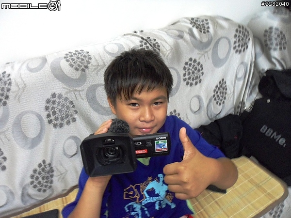 一機多用~物超所值的家庭歡樂中心Sony Handycam HDR-PJ790V開箱心得發表