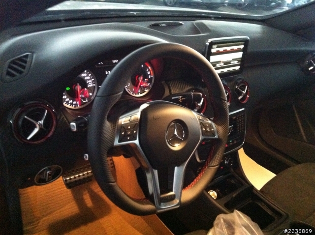 Benz  A250