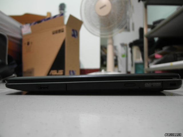 [開箱] ASUS X550VC i3-3110M GT720 2G HDD500GB 5400轉 RAM 8G 1600 Win8