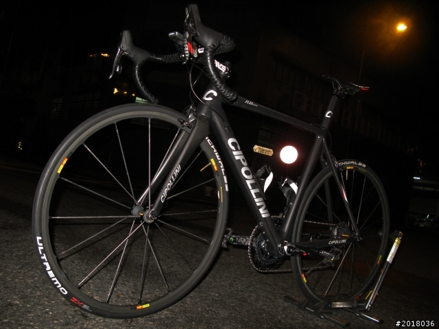 SRAM RED 22 HYDRO 首發