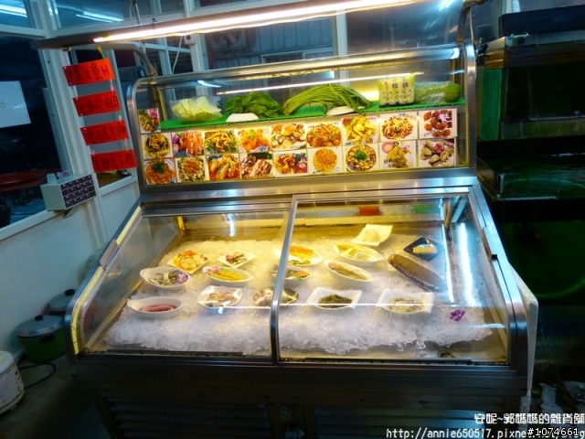 （東港）開業２０多年的東港新新海鮮家庭料理！整天都有營業！嗆名打卡有優惠，送脆皮豆腐！