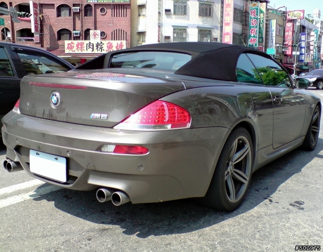 很美的M6敞篷車