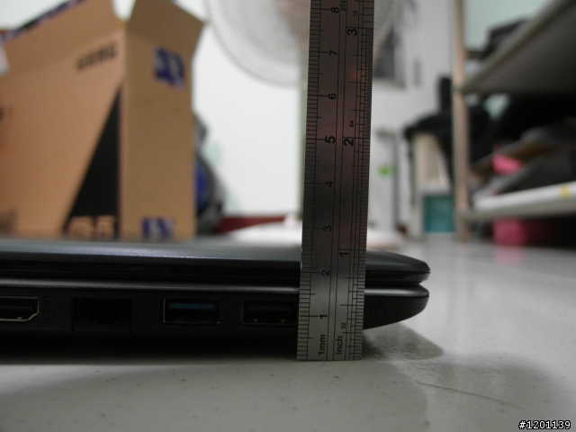 [開箱] ASUS X550VC i3-3110M GT720 2G HDD500GB 5400轉 RAM 8G 1600 Win8