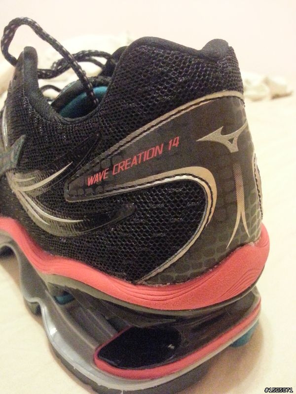 [開箱+初心得分享] 新手的Mizuno Wave Creation 14