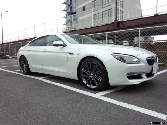 撞爛M5立馬牽6