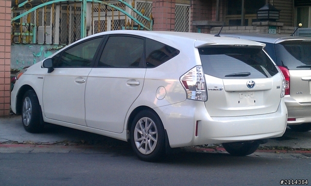 難道這就是台灣TOYOTA下一部油電車嗎(PRIUS V)