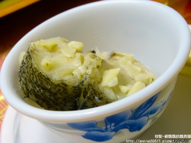（東港）開業２０多年的東港新新海鮮家庭料理！整天都有營業！嗆名打卡有優惠，送脆皮豆腐！