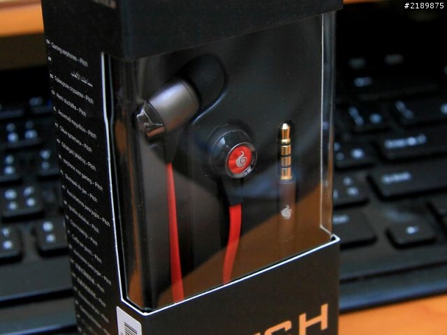 [敗家] CM Storm Pitch 貪狼星耳塞耳機 簡單分享